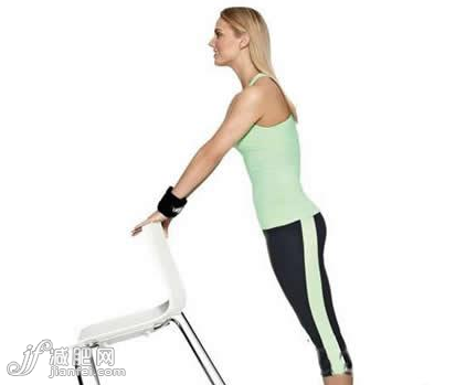 椅子瘦手臂操 轻松打造纤细玉臂-白领减肥-减肥