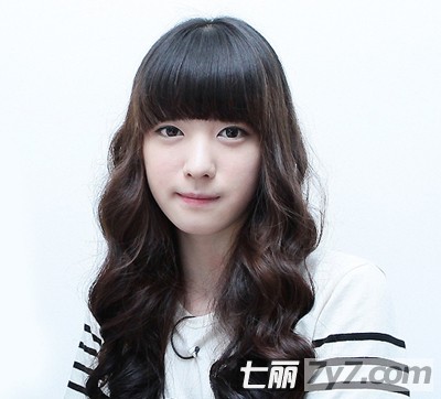 2013年最新<em>烫发</em>卷发<em>长发发型</em> 御姐女王萌系清