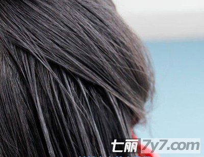 女生<em>头发</em>太<em>服帖怎么</em>办 推荐<em>怎样</em>才能让头顶头