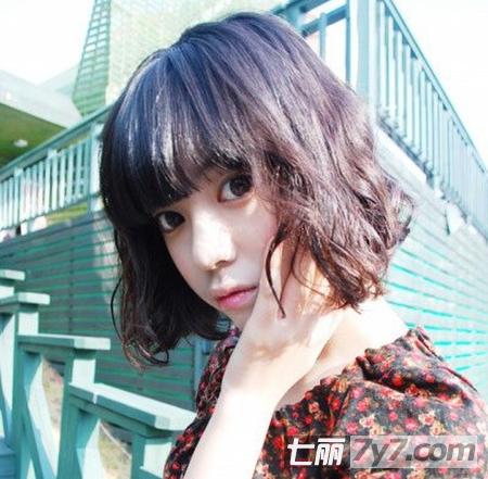 圆脸女生适合的<em>短发</em> 日系森女<em>复古</em>瘦脸<em>发型</em>-短
