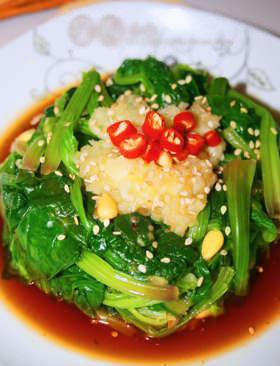松子菠菜盅