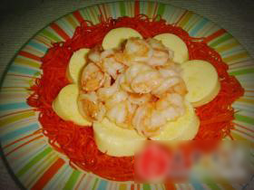 玉子豆腐鲜虾仁