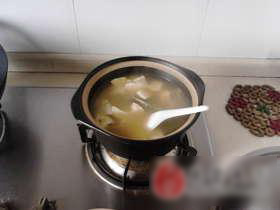 昂公鱼炖豆腐