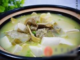 笋尖河蚌煲豆腐