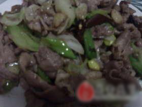 葱爆羊肉
