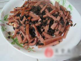 霉菜火腿肠