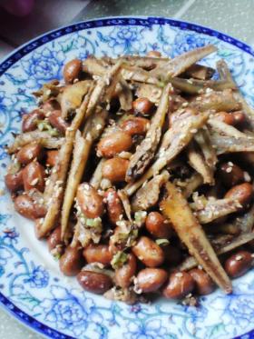 小鱼花生