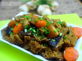 烤麸红烧肉