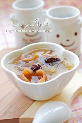 银耳汤怎么做法好吃窍门 2ef4f0a89ece11e38844b8ca3aeed2d7.jpg