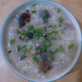 皮蛋 香芋瘦肉粥