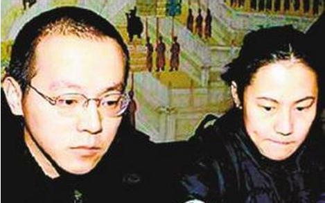 窦唯背着王菲偷腥,被那英捉奸在床,今落魄无人